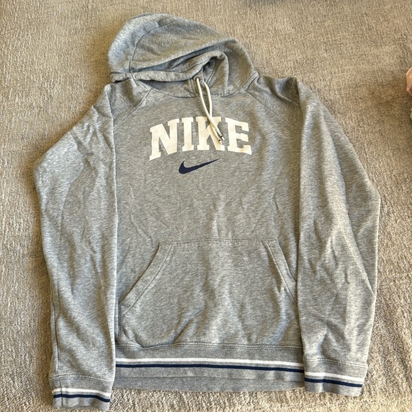 Nike Grey sweatshirt - Picture 1 of 3